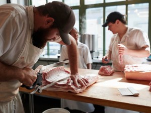 Blast chiller and production organization