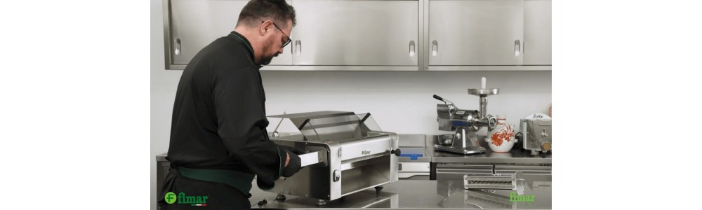 Pasta fresca come fatta in casa: i vantaggi di usare una sfogliatrice Fimar nei ristoranti