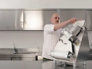 Stendipizza Fimar: come scegliere quello adatto tra lo stendipizza a 2 rulli e lo stendipizza monorullo? Consigli utili